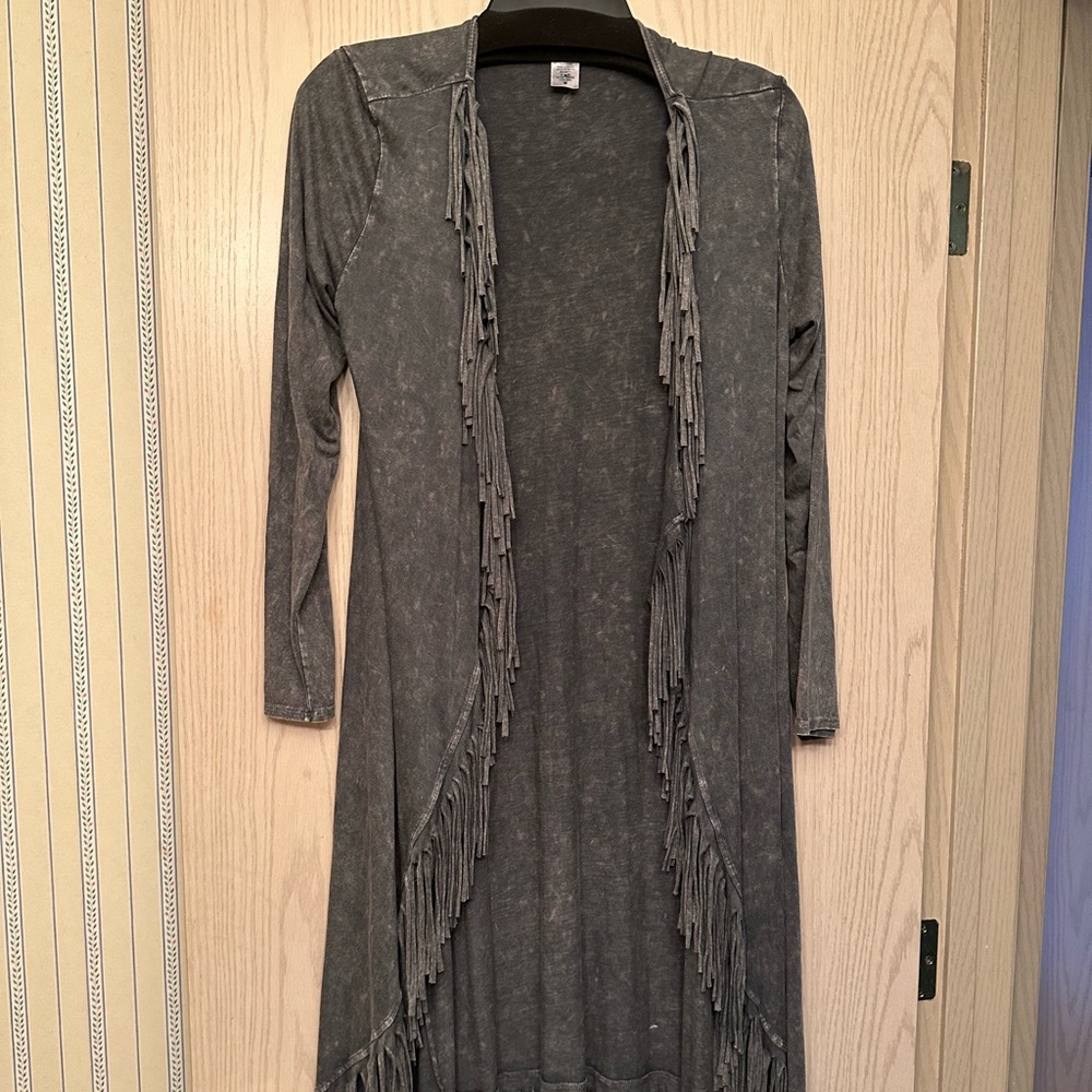 T- Party Fashion Duster Cardigan size M